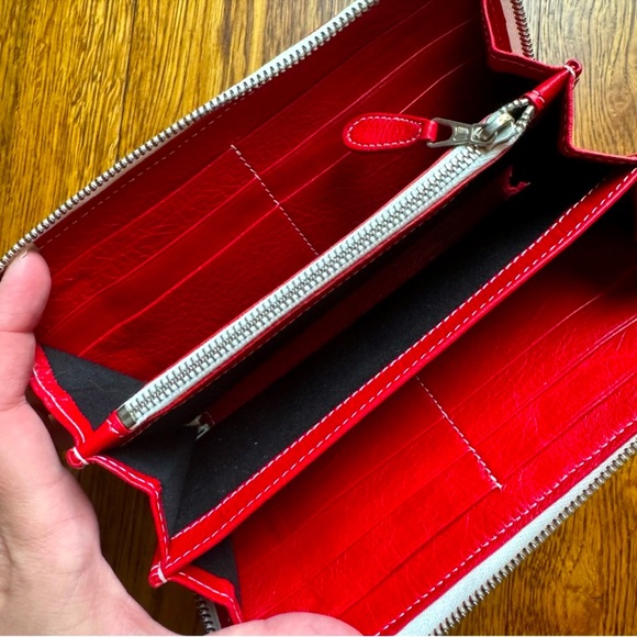 🔥Balenciaga🔥Multicolor Striped Leather Bazar Zip Around Wallet - Picture 5 of 11